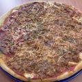 PIZZA DE CARNE PICADA Y SALCHICHON