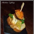 PINCHO DE TORTILLA Y MEJILLÓN GIGANTE CON[...]