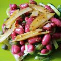 ENSALADA DE CALABACÍN, CIRUELA Y HABAS.