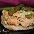 Revuelto de salmón y espárragos