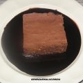 BROWNIE GLASEADO CON QUESO Y CHOCOLATE