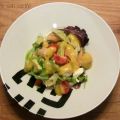 ENSALADA DE BROTES, RÚCULA, POLLO, PASTA A LA[...]