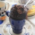 BIZCOCHO A LA TAZA CON NUTELLA.