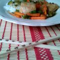 WOK DE POLLO CON ALMENDRAS Y VERDURAS SALTEADAS