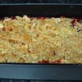 Crumble de fresas, manzana y uvas