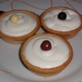 Tartaletas con mousse de yogur griego y choco[...]