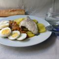 DORADA EN PAPILLOTE CON PATATAS, PISTO Y HUEVO[...]