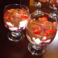COPA DE FRESAS Y CHOCOLATE
