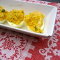 HUEVOS RELLENOS DE SALMÓN Y ALCAPARRAS