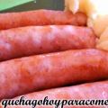 Salchichas frescas al vino blanco