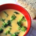sopa de cheddar y brócoli