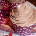 Cupcakes de chocolate con crema de chocolate[...]
