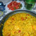 PAELLA DE MAGRO, LANGOSTINOS Y VERDURAS.