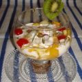 Macedonia con crema y miel