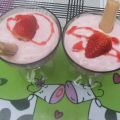 Mousse de fresas y leche condensada