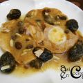 Pollo relleno en salsa de manzanas