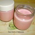 YOGUR DE NESQUICK DE FRESA