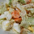 Ensalada de pollo y huevo duro