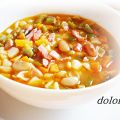 Sopa de verduras, legumbres y pasta