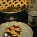 Crostata con mermelada de frutos rojos.