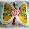 Mariposa de crema y fruta