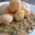 BUÑUELOS DE COLIFLOR EN SALSA VERDE