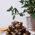 Bocados de chocolate y galletas