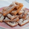 Chiacchiere o frappe italiano de Carnaval