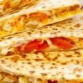QUESADILLA DE POLLO CON QUESO