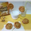 PIRULETAS DE HOJALDRE CON MANZANA Y CREMA DE[...]