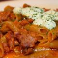 Macarrones en salsa ragú