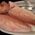 Salmonete con fresas a la mahonesa de sidra