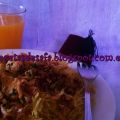 Fideos al vapor con pollo. (Plato marroquí).