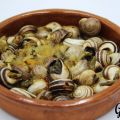 Caracoles en salsa