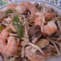 REVUELTO DE AJETES, LANGOSTINOS, CHAMPIÑONES Y[...]