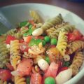 ENSALADA FRÍA DE PASTA DE MAÍZ CON GUISANTES Y[...]