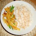 Arroz con salsa de soja, patatas fritas y[...]