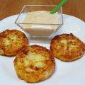 Tortitas de papa, queso y york