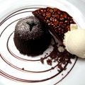 MOLTEN LAVA CAKES - FONDANTS DE CHOCOLATE.