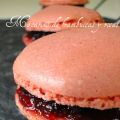 Macarons de frambuesa y gelée de rosas rojas