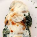 Pollo con crema de espinacas al queso y[...]