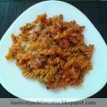 Receta de Espirales con tomate, chorizo y jamón