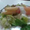 Hatillo de espárragos y salmón con dressing de[...]