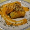Rollo de pasta con verdura.