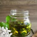 LABNEH CON HIERBAS AROMÁTICAS