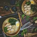 Fideos soba con pollo y espinacas
