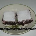 BROWNIES DE CHOCOLATE OSCURO CON HELADO DE CAFÉ