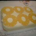 Tarta de piña con gelatina de limón