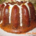 BUNDT CAKE DE ALGARROBAS CON GLASEADO DE NARANJA