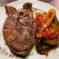 Cordero con pimientos